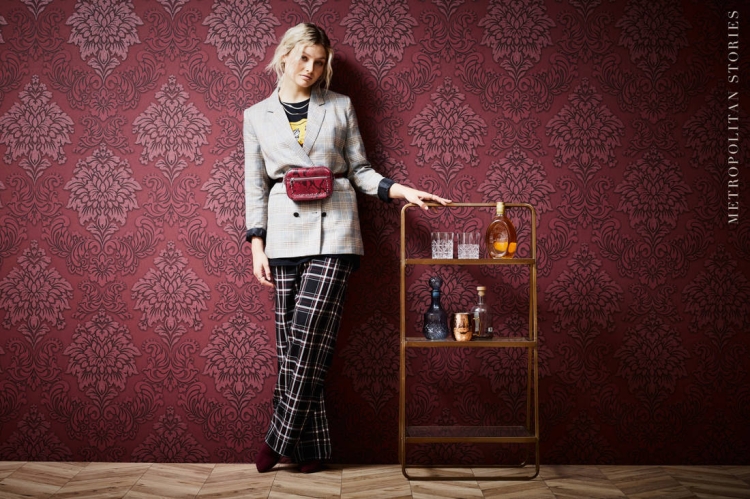 Metropolitan Stories Tapeta ścienna AS 368983.jpg