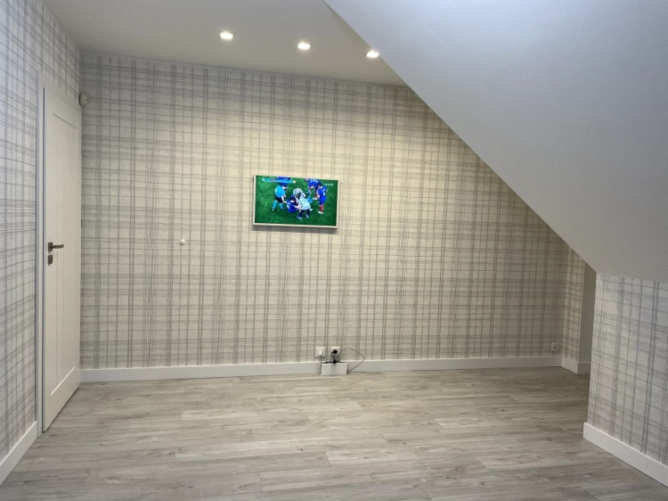 Tapeta ścienna AS Metropolitan Stories 37919-1, biało-srebrny wzór geometryczny, krata