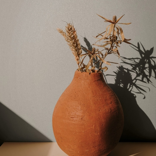 Tapeta ścienna na flizelinie 82516 Novamur Naomi delikatna struktura toupe